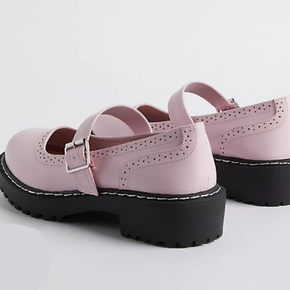🖤Torrid Pink Mary Jane Shoes - Picture 2 of 5